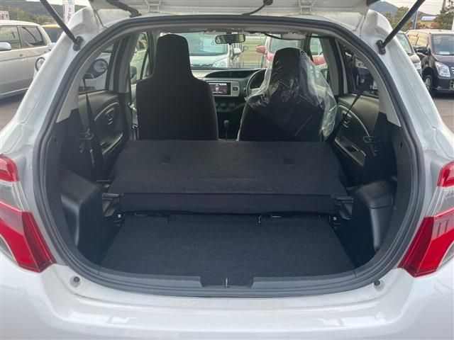 Toyota VITZ 2015-12 185815-4