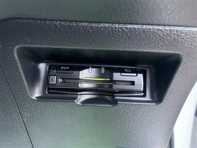 Toyota VITZ 2015-12 185815-17