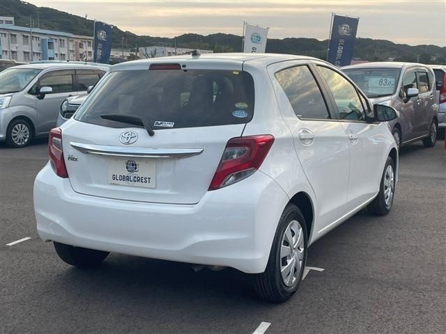 Toyota VITZ 2015-12 185815-6