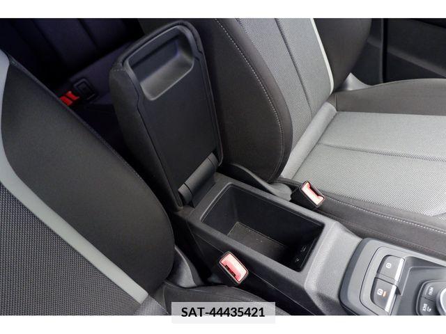 Audi Q2 2019-08 343285-10