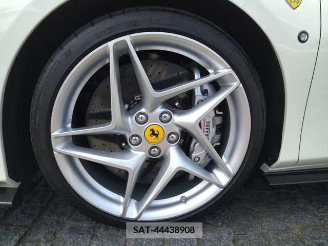 Ferrari F8 Spider 2022-03 413785-8