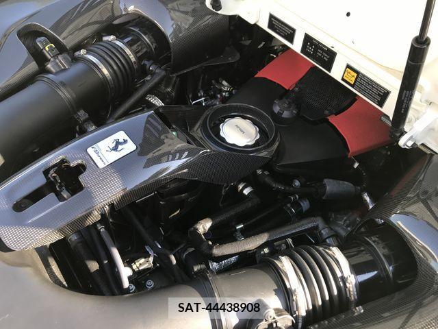 Ferrari F8 Spider 2022-03 413785-29