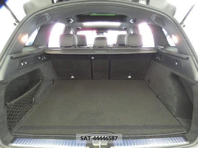 Amg C-CLASS 2018-11 348328-6