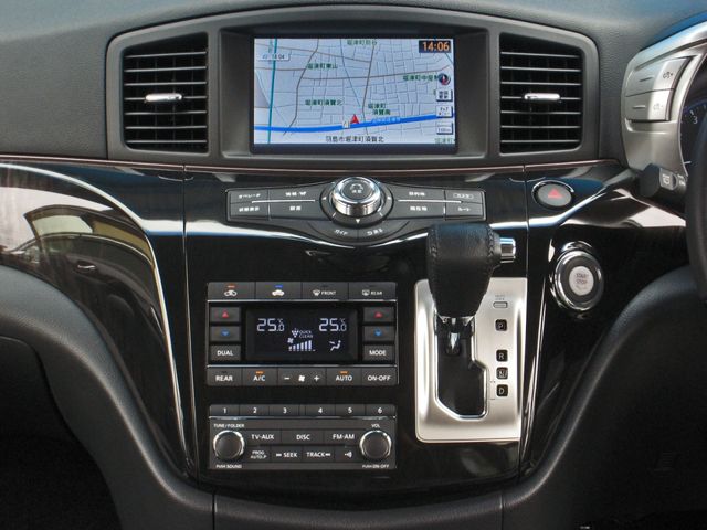 Nissan ELGRAND 2015-03 182944-14