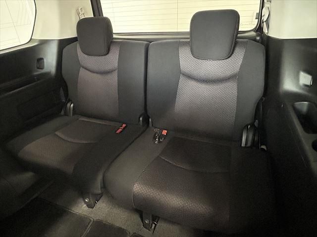 Nissan SERENA 2010-12 27233-24
