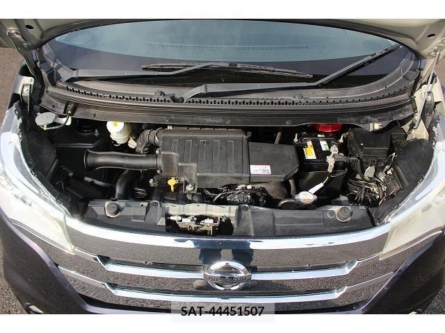 Nissan DAYZ 2014-07 353694-17