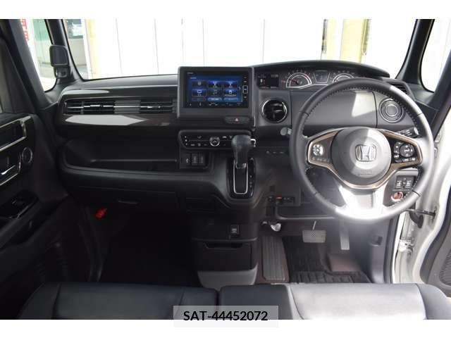 Honda N BOX CUSTOM 2020-01 245859-3