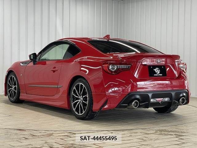 Toyota 86 2017-04 321168-16