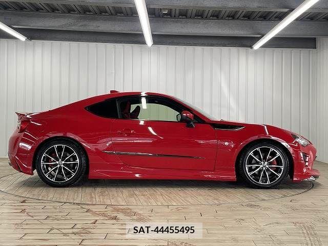 Toyota 86 2017-04 321168-13