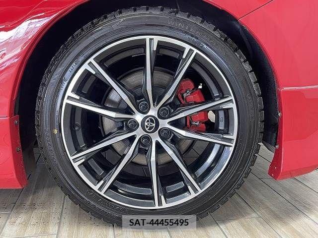 Toyota 86 2017-04 321168-18
