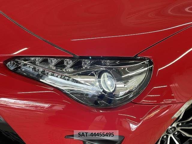 Toyota 86 2017-04 321168-17