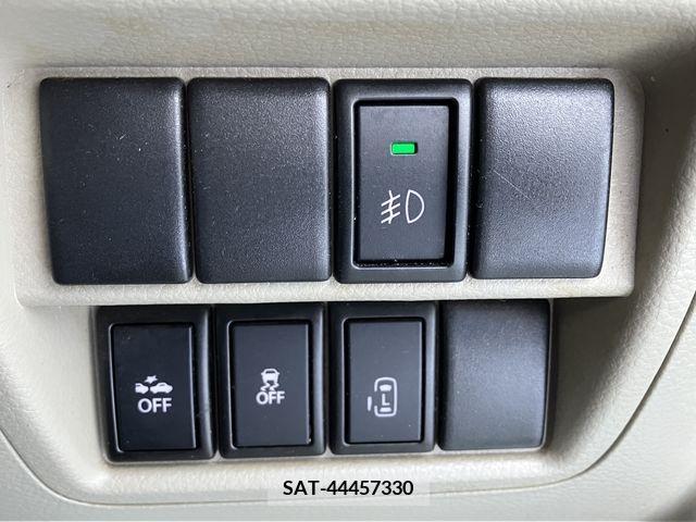 Suzuki EVERY WAGON 2016-02 214293-18