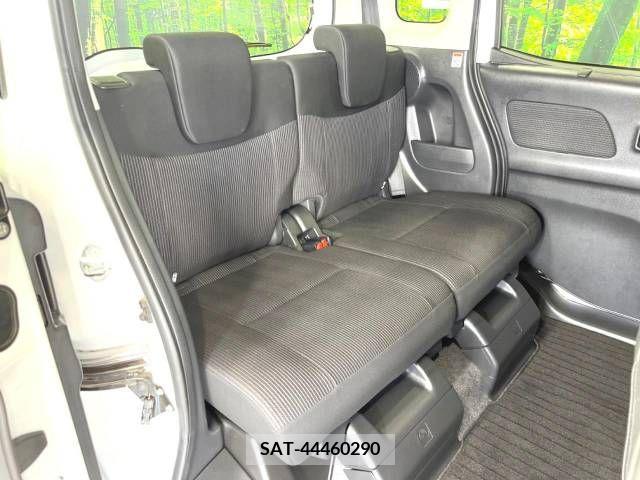 Nissan ROOX 2019-03 323911-9