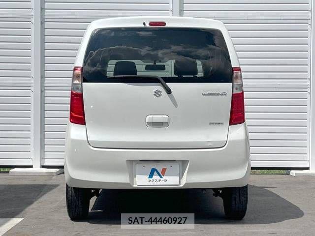 Suzuki WAGON R 2015-06 370914-16