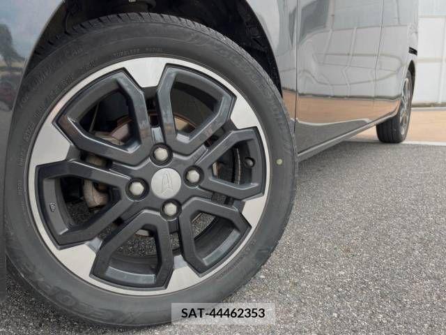 Daihatsu WAKE 2016-08 386132-13