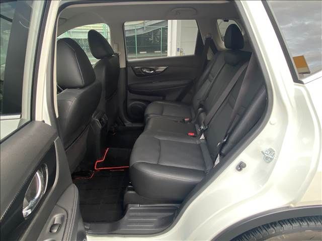 Nissan X-TRAIL 2018-01 16232-11