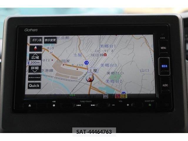 Honda N BOX 2021-06 364372-1