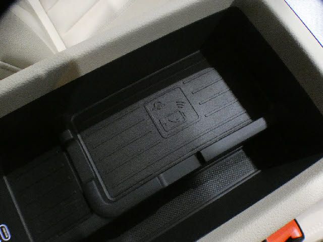Audi A4 2020-10 24362-27