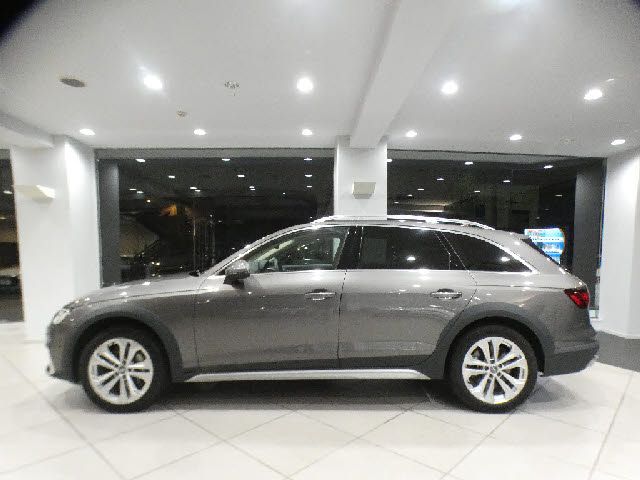 Audi A4 2020-10 24362-14