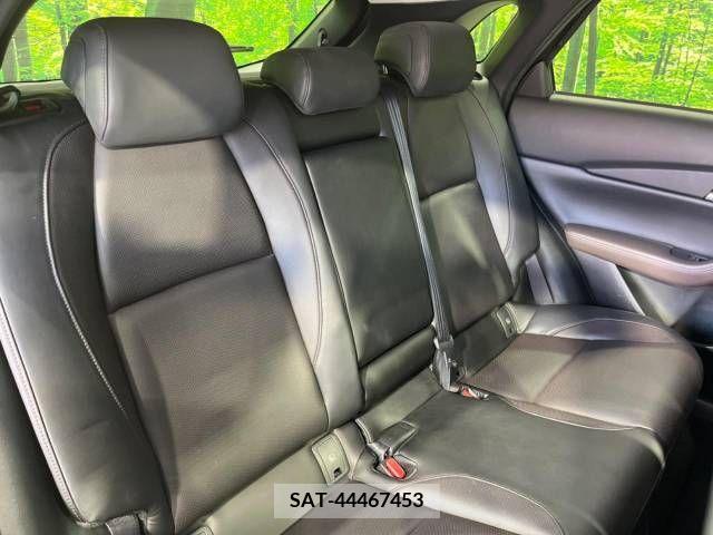 Mazda CX-30 2019-11 302101-9