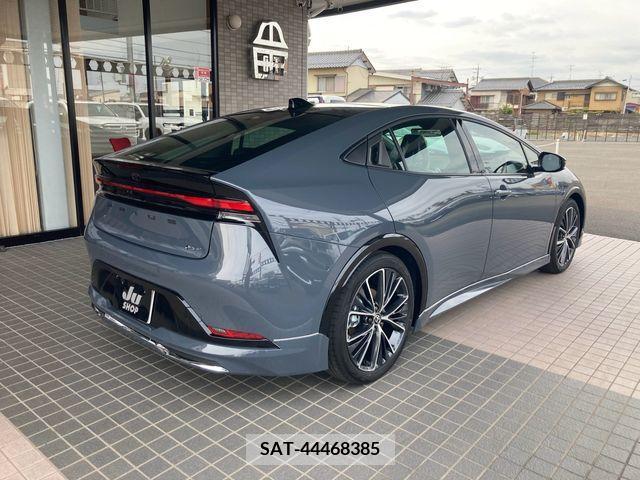 Toyota PRIUS 2024-02 246369-5