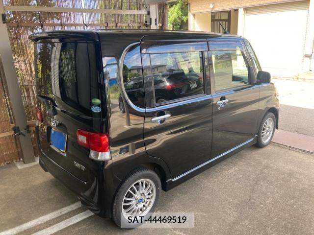 Daihatsu TANTO 2013-04 394521-3