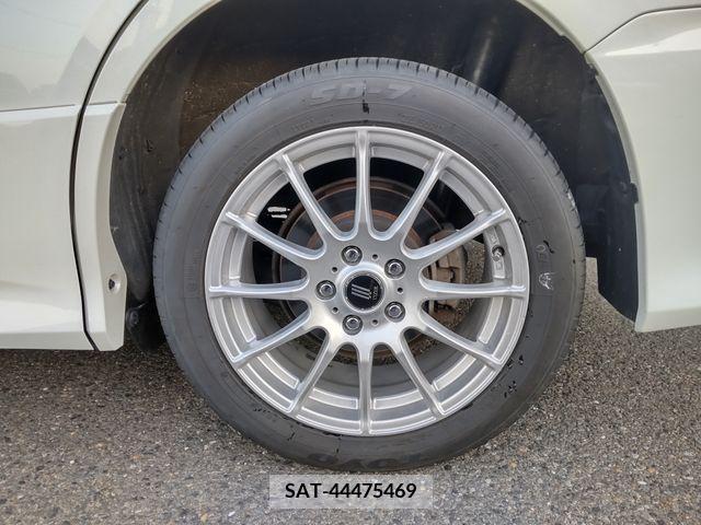 Toyota NOAH 2014-02 279467-19