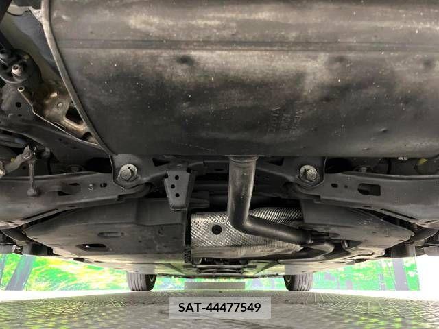 Toyota PRIUS 2017-07 366574-19