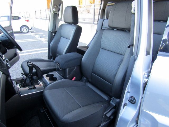 Mitsubishi PAJERO 2010-01 189527-10