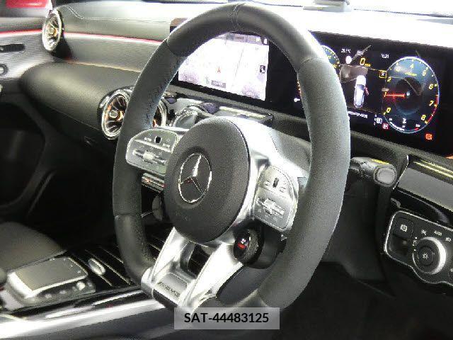 Amg A-Class 2023-04 259968-24
