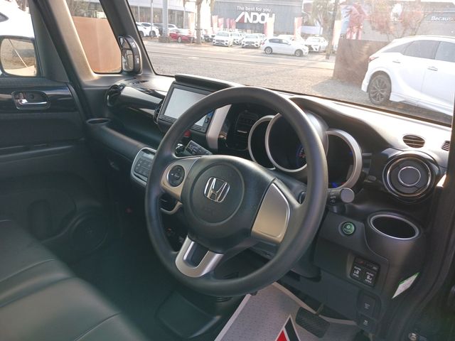 Honda N BOX CUSTOM 2017-06 185736-10