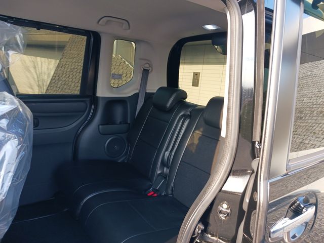 Honda N BOX CUSTOM 2017-06 185736-23