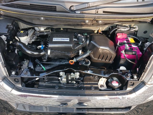 Honda N BOX CUSTOM 2017-06 185736-25