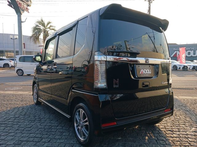 Honda N BOX CUSTOM 2017-06 185736-2