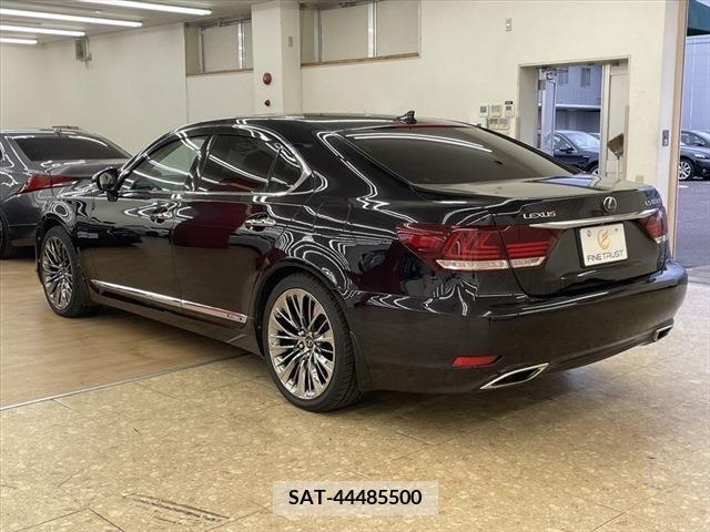 Lexus LS 2013-01 228096-6