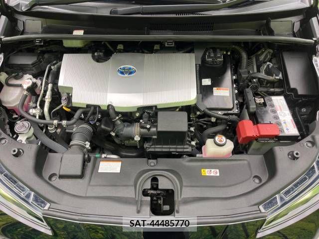 Toyota PRIUS 2020-09 233893-18