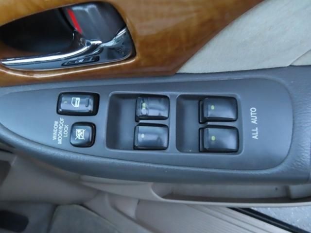 Toyota ALPHARD 2005-07 26705-22