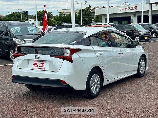 Toyota PRIUS 2021-05 282280-2