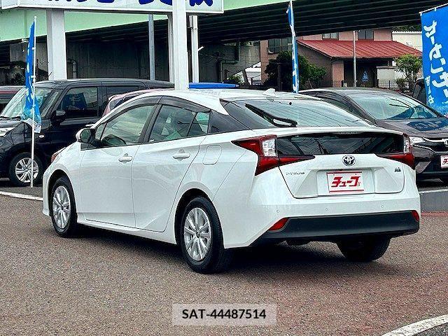 Toyota PRIUS 2021-05 282280-8