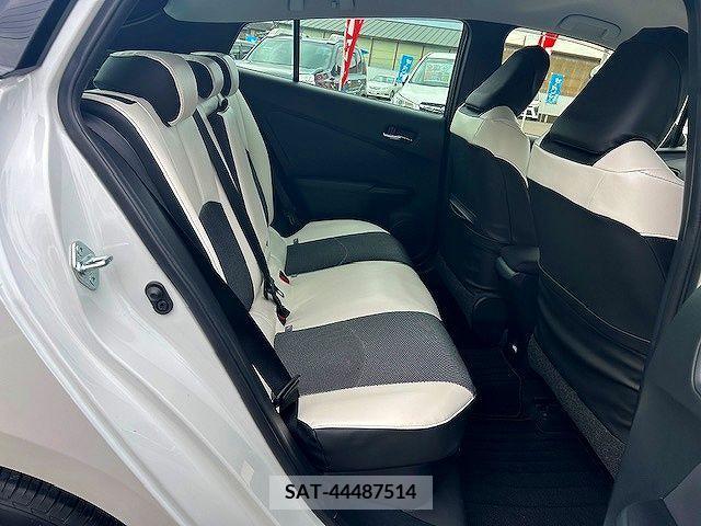 Toyota PRIUS 2021-05 282280-9