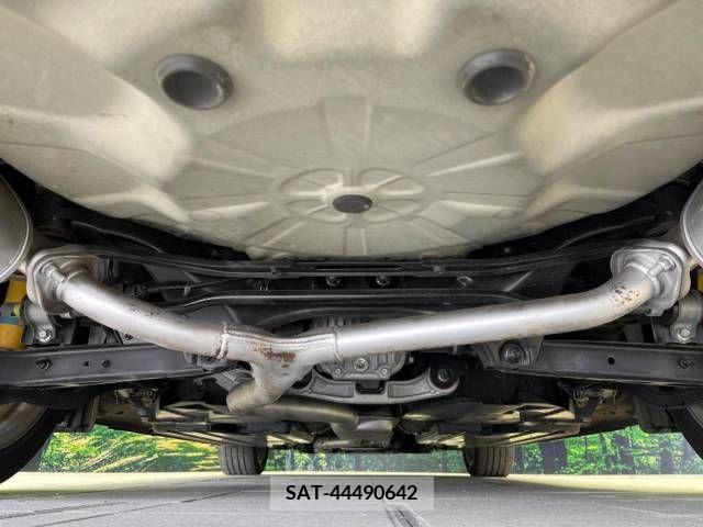Subaru LEVORG 2017-09 317221-19