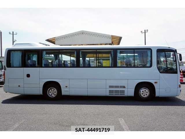 Hino MELPHA 2018-06 363319-4