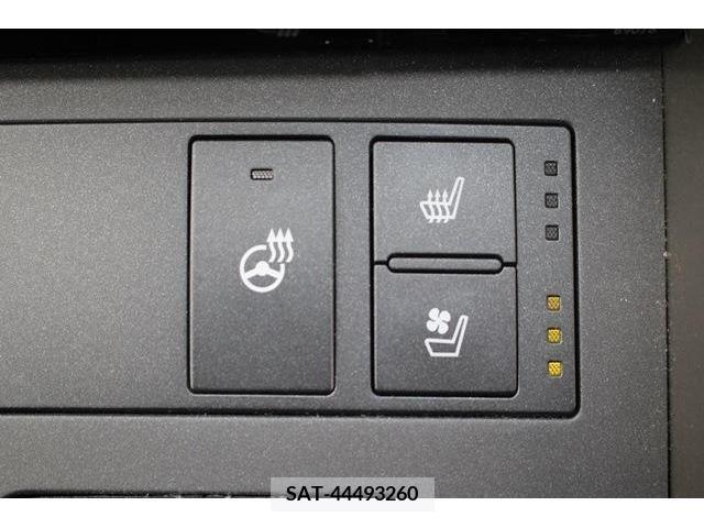 Lexus IS 2015-05 362838-5