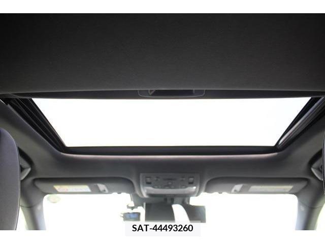 Lexus IS 2015-05 362838-1