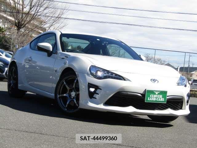 Toyota 86 2017-04 211096-2