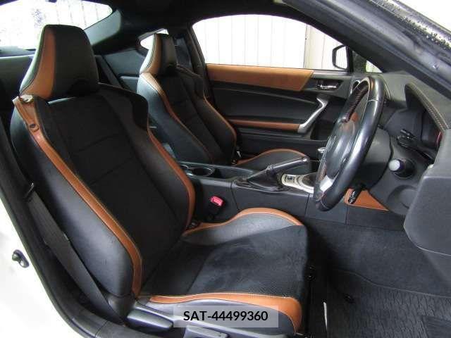Toyota 86 2017-04 211096-18