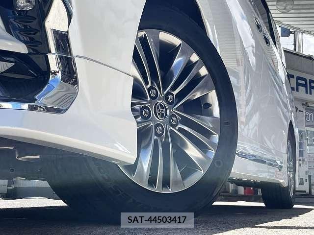 Toyota ALPHARD 2023-08 389022-3