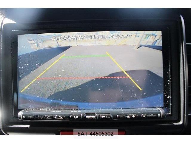 Honda N BOX 2015-02 225458-2