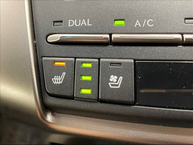 Lexus NX 2017-12 21724-6