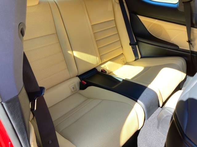 Lexus RC 2015-01 192647-22